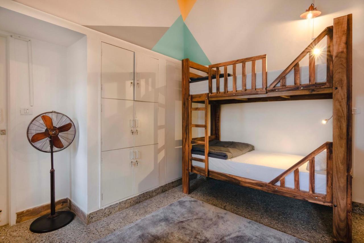 Zostel Bangalore- Indiranagar Экстерьер фото